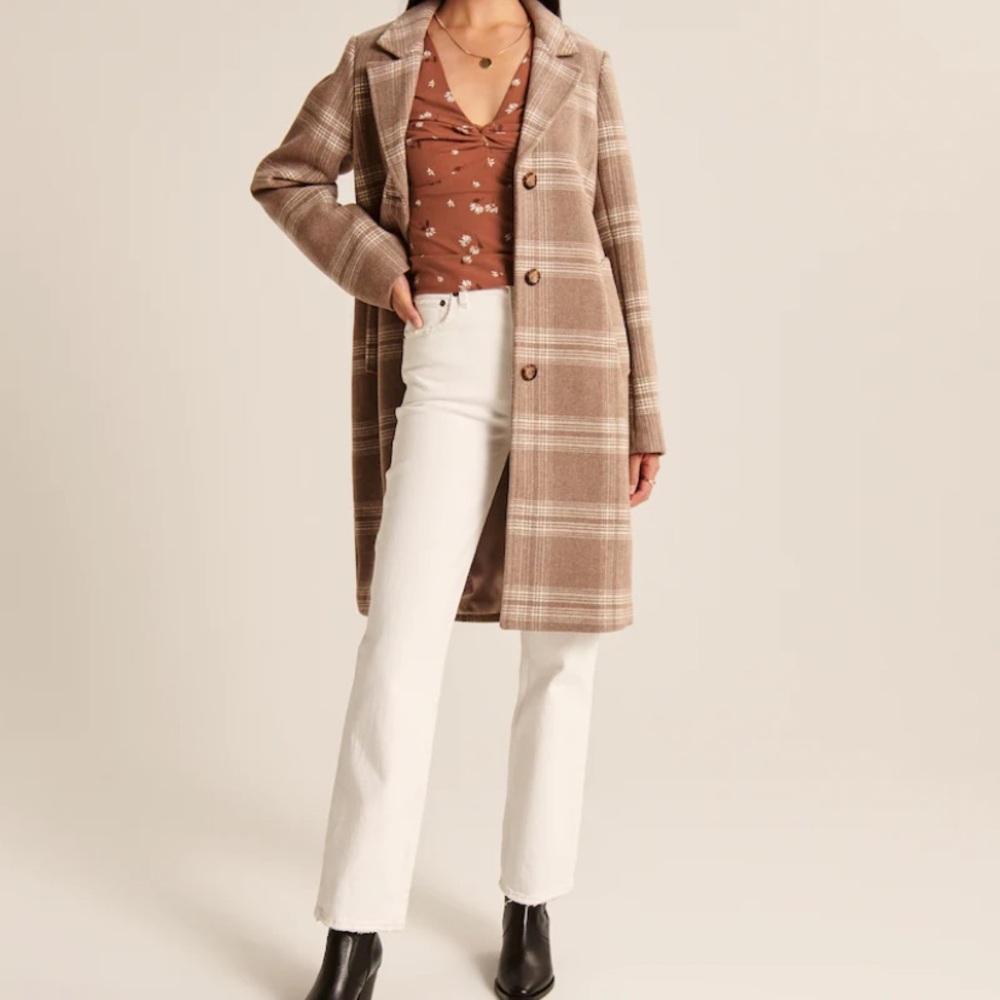 Abercrombie Long-Sleeve Twist-Front Blouse - Picture 5 of 7